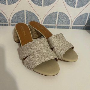 André Assous Cadyn Raffia Block Heel Sandal